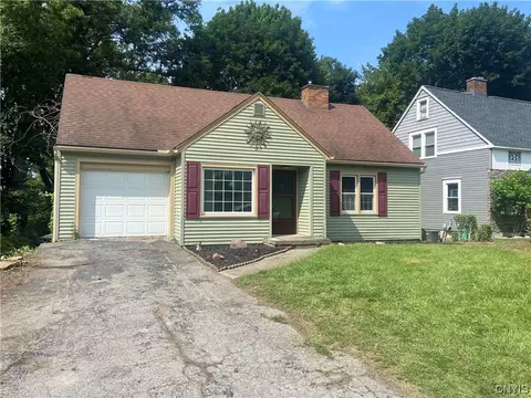 307 Hillsboro Pkwy Pkwy, Syracuse, NY 13214