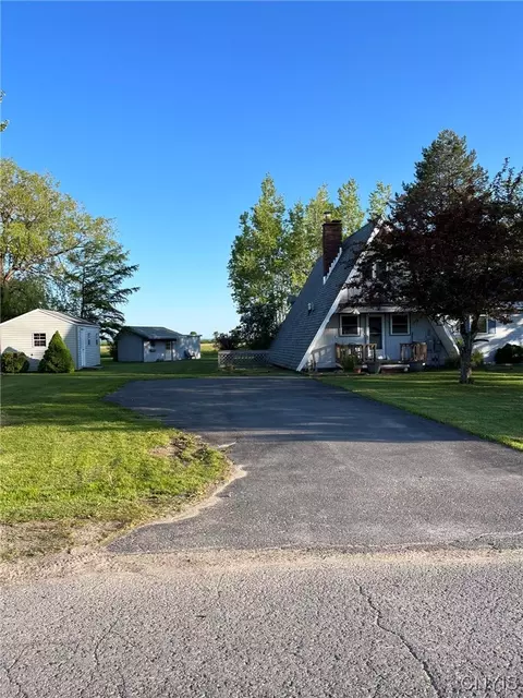 18692 Tubolino, Clayton, NY 13624