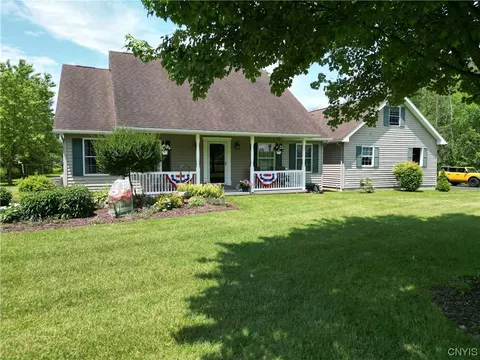 7533 Fox Rd, Trenton, NY 13354