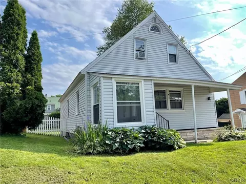 250 Seymour St, Watertown, NY 13601