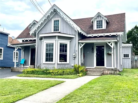8418 S Main St, Le Ray, NY 13637