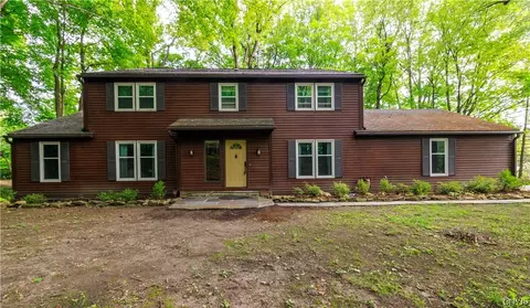 6936 Old Quarry Rd, Fayetteville, NY 13066