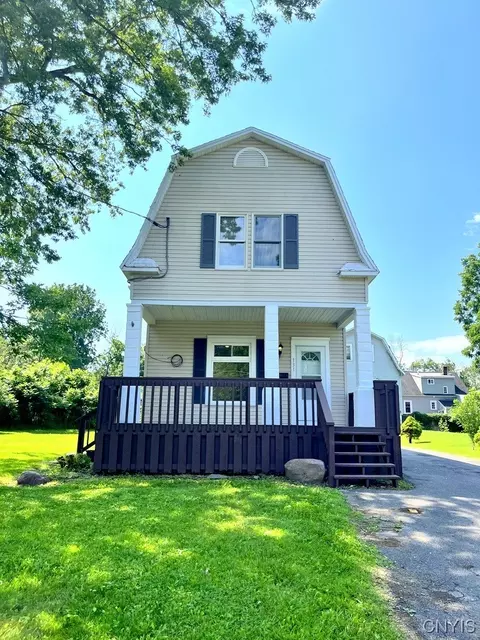 131 Meredith Ave, Onondaga, NY 13120