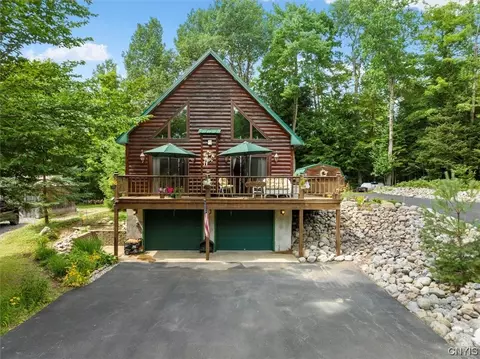 7539 Gulf Brook Dr, Remsen, NY 13438