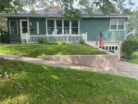 110 W 9th St, Oswego, NY 13126