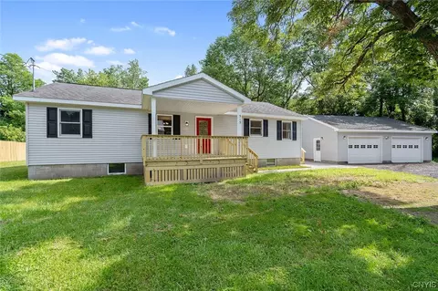 515 Leitch St, Fulton, NY 13069