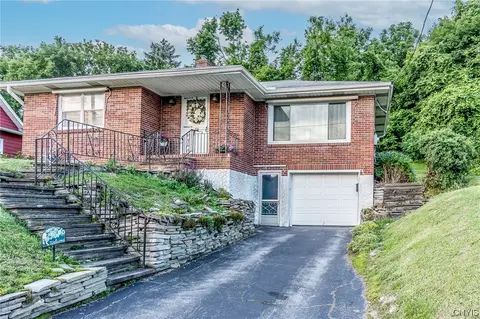 215 Bailey St, Geddes, NY 13209