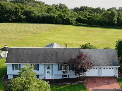 3627 Rockefeller Rd, Niles, NY 13118