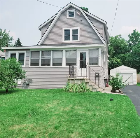 520 Plymouth Ave, Salina, NY 13211