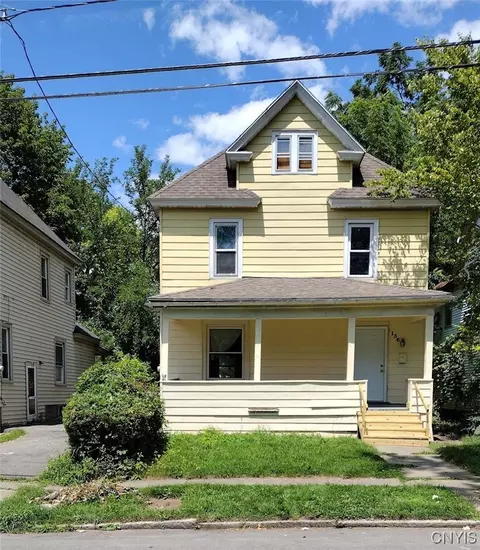 136 W Calthrop Ave, Syracuse, NY 13205