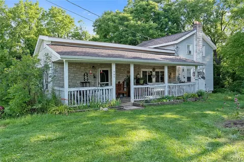 989 Simmons Rd, Sterling, NY 13156