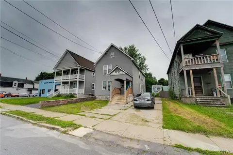 2139 Whitesboro St, Whitestown, NY 13495
