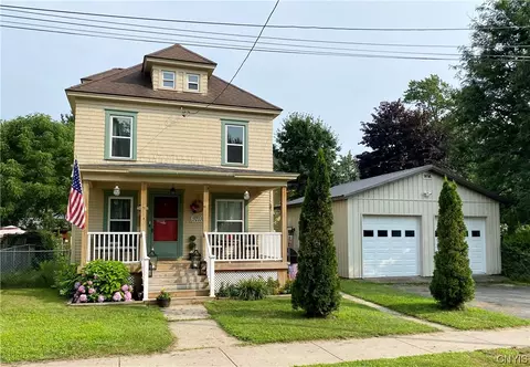 504 State St, Fulton, NY 13069