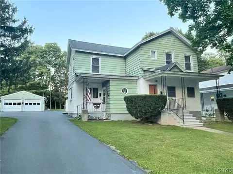 16-18 Wood St, Auburn, NY 13021