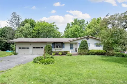 13 Pillar Dr, Whitestown, NY 13492