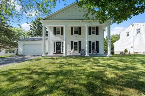 306 Pear Tree Dr, Camillus, NY 13031