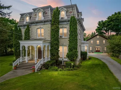 33 Main St, Cherry Valley, NY 13320