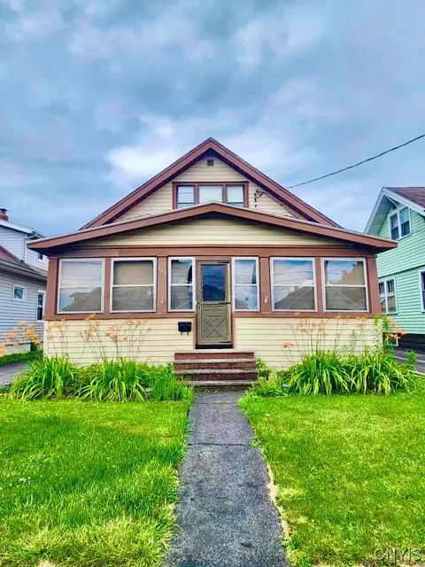 107 Merrill St, Syracuse, NY 13208