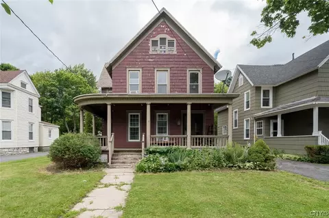 713 Academy St, Watertown, NY 13601