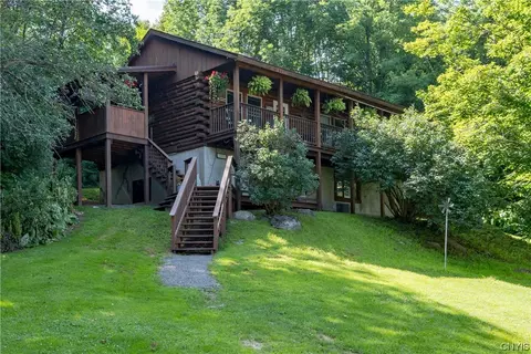 6113 Burke Rd, Glenfield, NY 13343