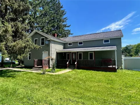 566 Kinne St, East Syracuse, NY 13057