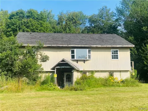 31 Hayfly Rd, Scriba, NY 13126