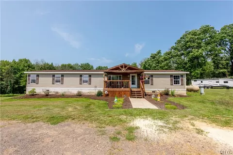 12559 Follett Rd, Ira, NY 13111