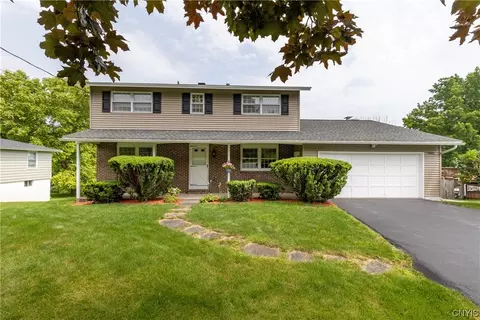 7901 Salt Springs Rd, Fayetteville, NY 13066