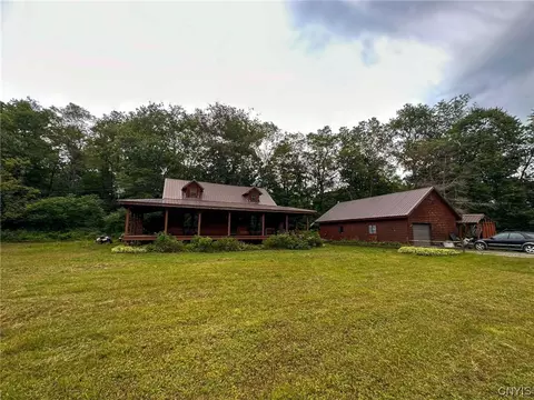11590 Rehm Rd, Florence, NY 13316