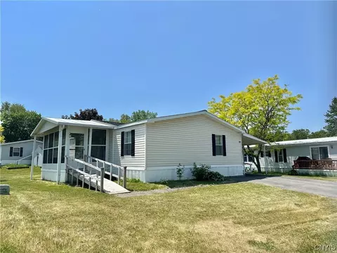 10 Waterwheel Cir, Kirkland, NY 13321