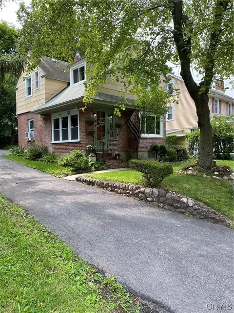 124 Boulder Rd, Geddes, NY 13209