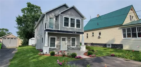 322 Fairmount Ave, Salina, NY 13088