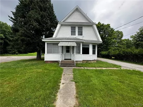 7125 Main St, Trenton, NY 13352