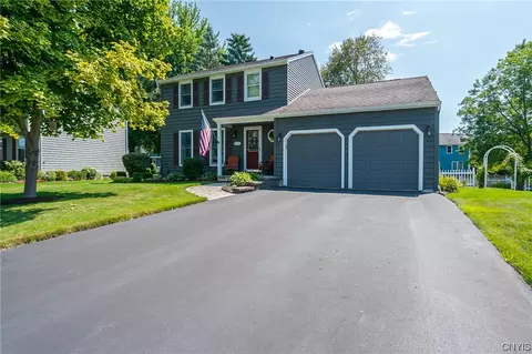 4231 Halfmoon Cir, Liverpool, NY 13090