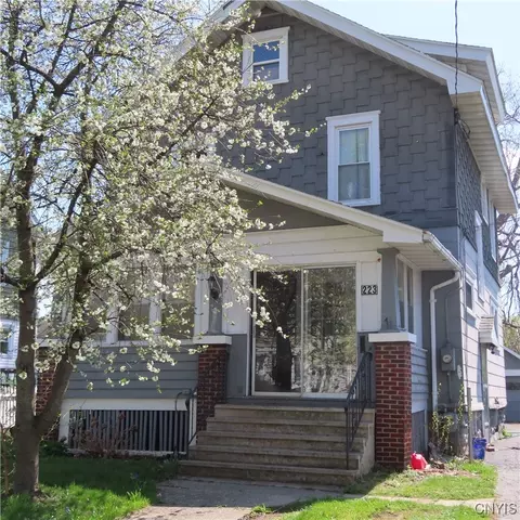 223 W Heman St, East Syracuse, NY 13057
