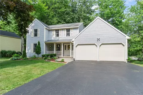 3444 Stanford Dr, Lysander, NY 13027