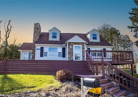 1501 Owahgena, Cazenovia, NY 13035