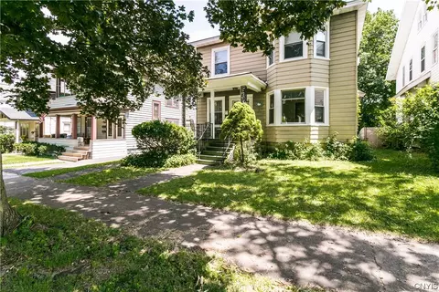 1049 Lancaster Ave, Syracuse, NY 13210