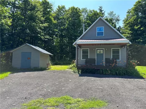 211 Base Bridge Rd, Williamstown, NY 13493