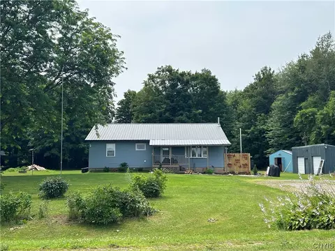 559 County Route 28, Albion, NY 13142