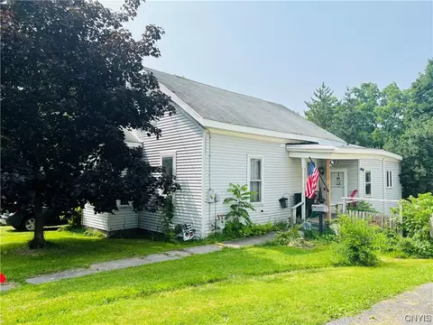 110 Hickory St, Lenox, NY 13032
