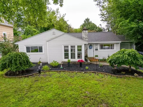 405 7th St, Salina, NY 13088