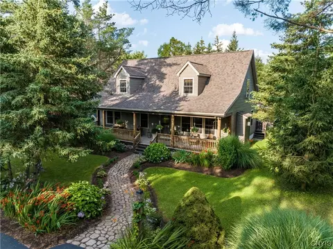 3000 Ridge Rd, Manlius, NY 13104