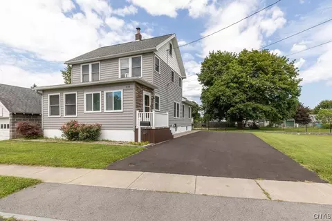 210 Nelson Ave, East Syracuse, NY 13057