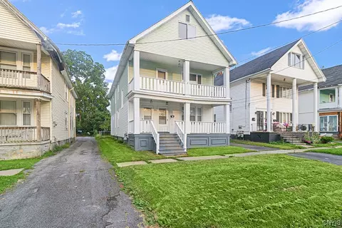 1541 Taylor Ave, Utica, NY 13501
