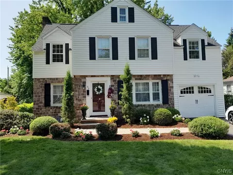 210 Pelham Rd, Syracuse, NY 13214