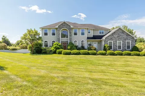6201 Applecross Rd, Jamesville, NY 13078