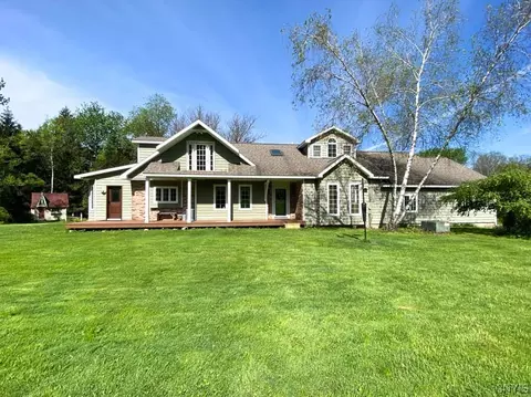 6875 Glass Factory Rd, Holland Patent, NY 13354