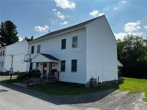 2933-2935 Griffiths Pl, Paris, NY 13456