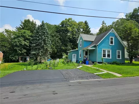 147 Sunhill Ter, Syracuse, NY 13207